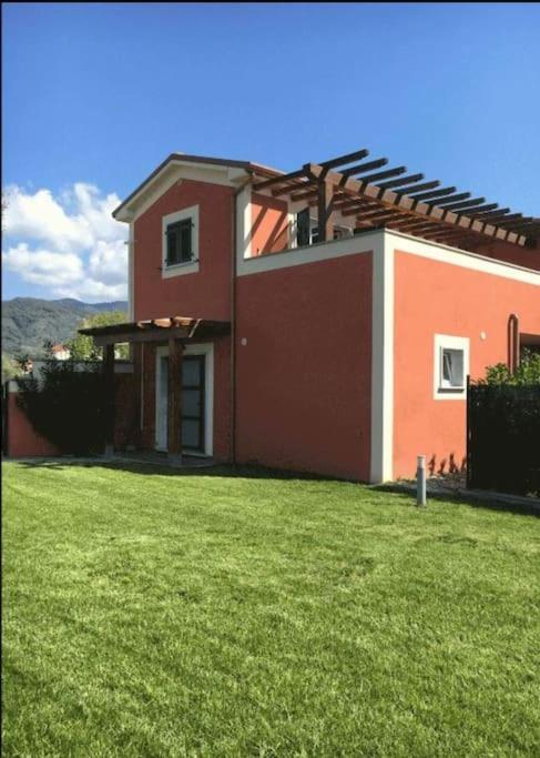 Il Casale Rosso Monolocale Cinque Terre-Toscana Caniparola di Fosdinovo Kültér fotó