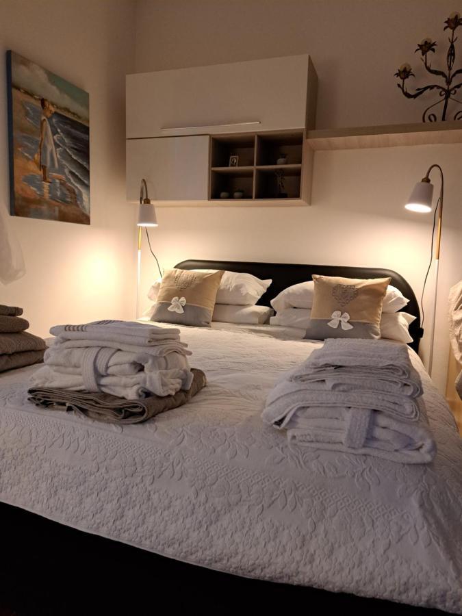 Il Casale Rosso Monolocale Cinque Terre-Toscana Caniparola di Fosdinovo Kültér fotó