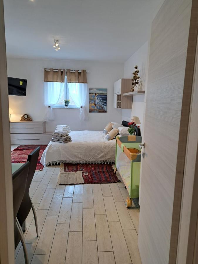 Il Casale Rosso Monolocale Cinque Terre-Toscana Caniparola di Fosdinovo Kültér fotó