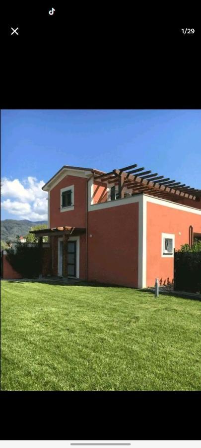 Il Casale Rosso Monolocale Cinque Terre-Toscana Caniparola di Fosdinovo Kültér fotó